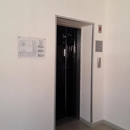 Private Studio In Esperanto Апартамент