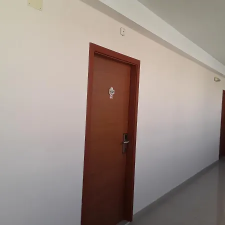 Private Studio In Esperanto Апартамент *
