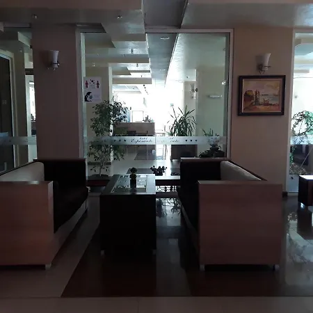 Private Studio In Esperanto Апартамент